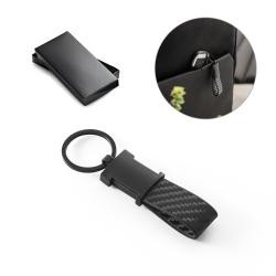 Chaveiro de Couro Sintético Com Textura de Fibra de Carbono e Detalhe Em Metal Personalizado
